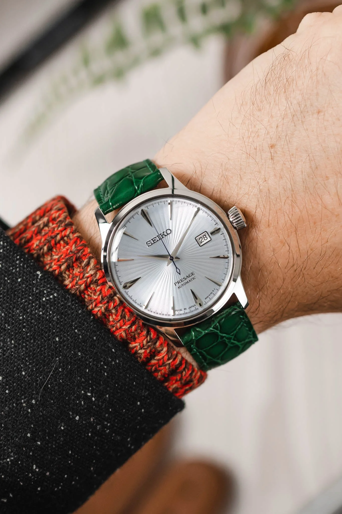Hirsch CROCOGRAIN Crocodile Embossed Leather Watch Strap in GREEN - Image 2
