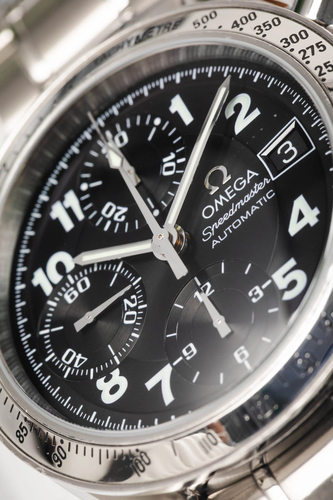 OMEGA Speedmaster Date Japan Special - Image 11