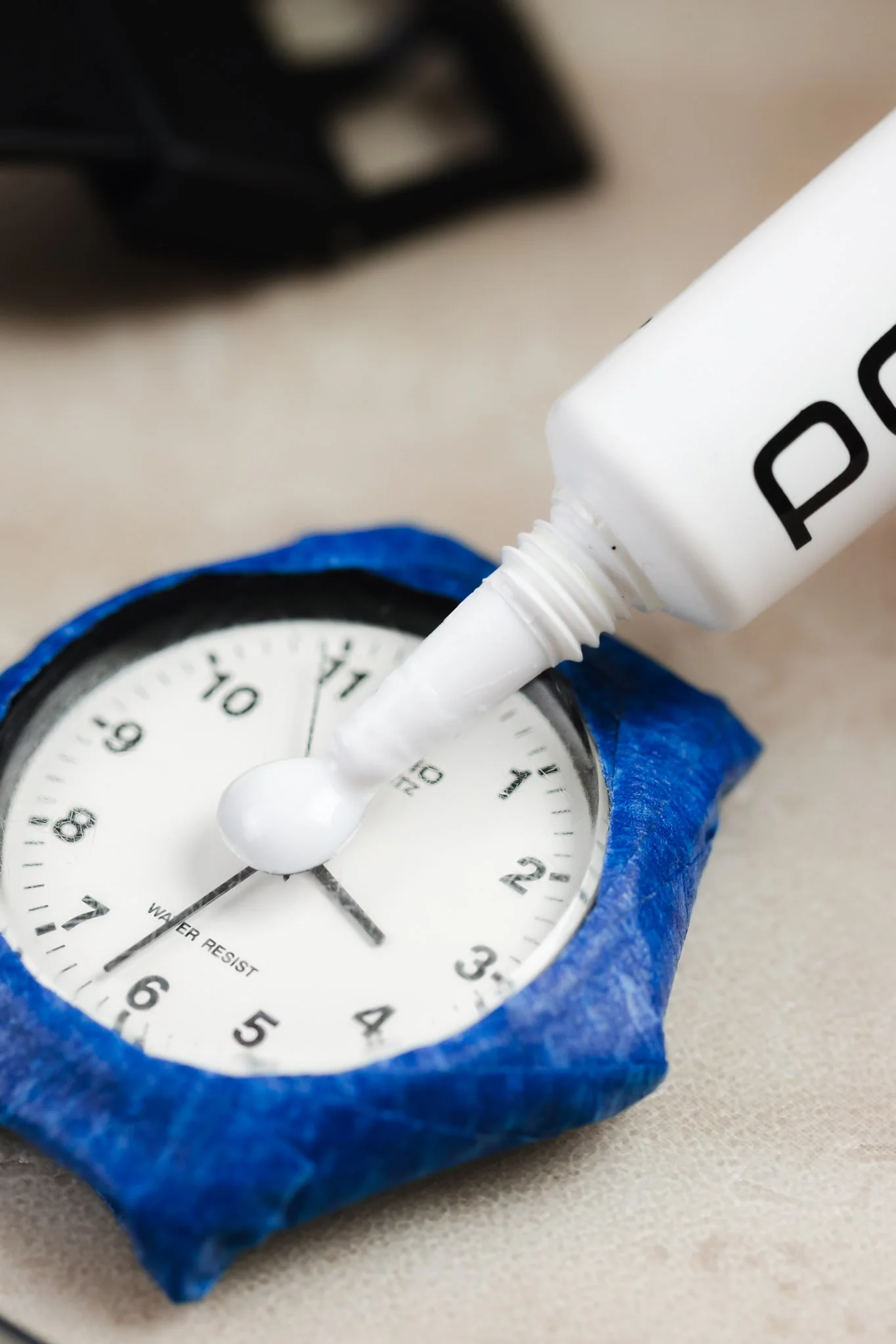 POLYWATCH Polish Scratch Remover For Plastic Watch Crystals - Image 5