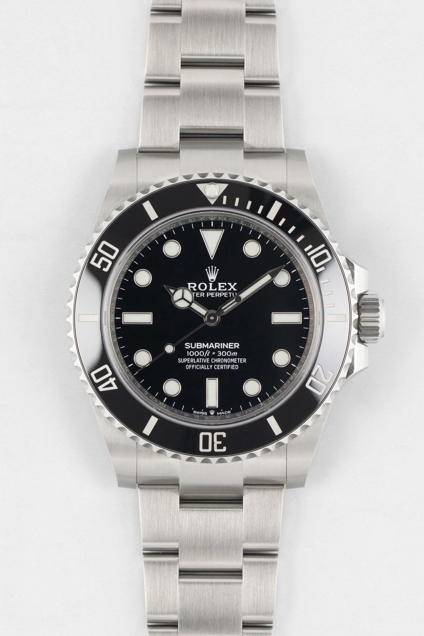ROLEX 124060 Submariner 41mm Oyster Perpetual Automatic Watch - Black Dial